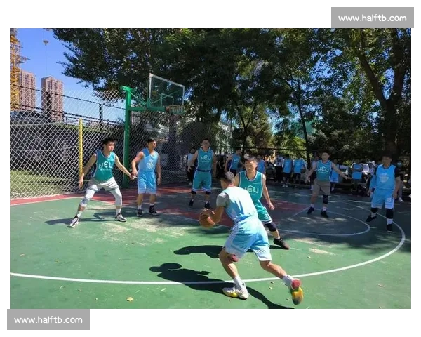 篮球赛事临场分析：数据驱动的战术解析与关键球员表现预测