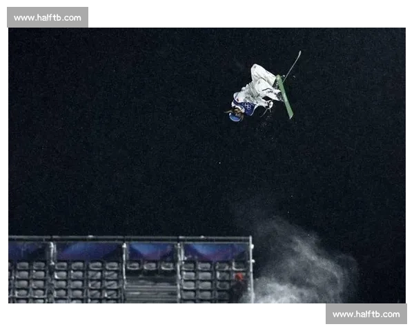 巅峰对决：全球顶级滑雪赛事精彩瞬间全记录