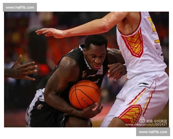 精彩篮球赛事全程直播 热血对决尽在掌握 赛事分析精彩不断 - 副本 - 副本 (2)